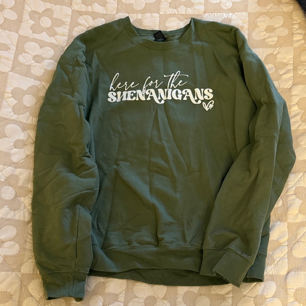Green Graphic Crew Neck Sweatshirt